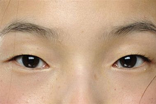 面相从眼睛形状看富贵图文