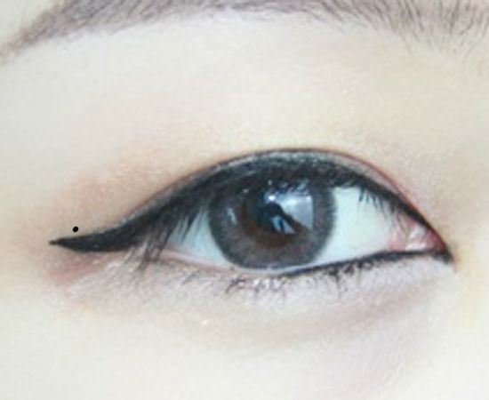 但是,这种女人却很难与丈夫沟通,结果夫妻关系自然愈趋冷淡,如果嫁给