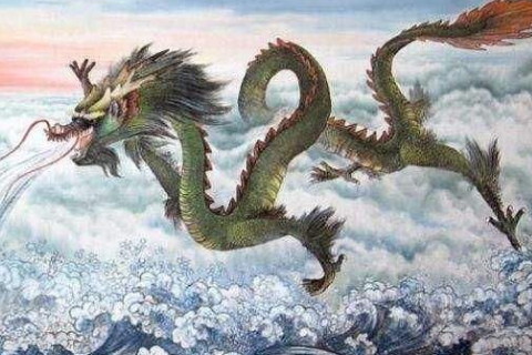 属龙男爱你的表现有哪些