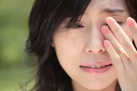 揭秘已婚女人出轨看面相的特征