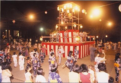 2020年中元节搬家安床好吗,鬼节祭祖孙媳妇能上坟吗？