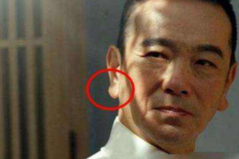 男人短下巴的面相好吗