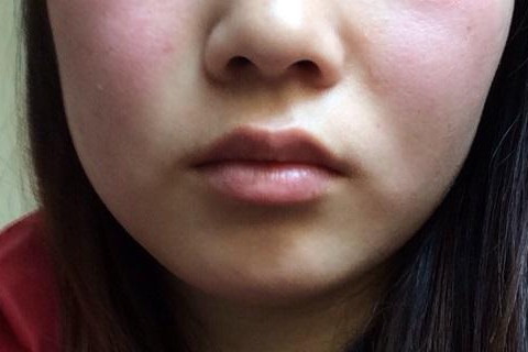 女人下嘴唇突出面相如何