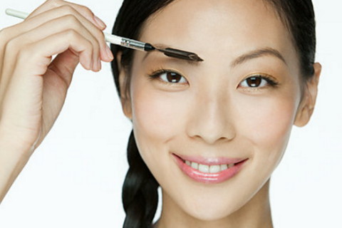 三角眉毛女人面相好不好