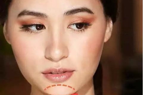 女人下巴短面相好不好