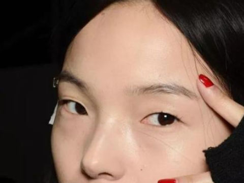 通过眉毛面相看女人一生命运