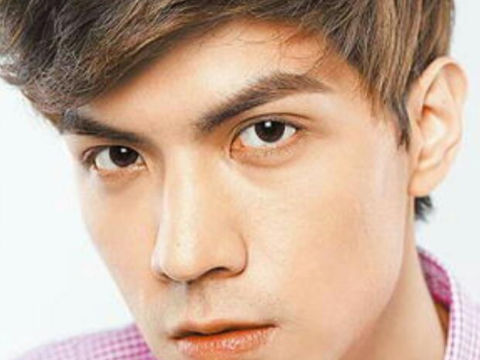 男人眉毛之间的距离宽代表什么