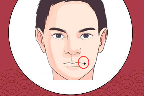 男孩子嘴上有痣好不好 嘴上有痣的男人代表什么