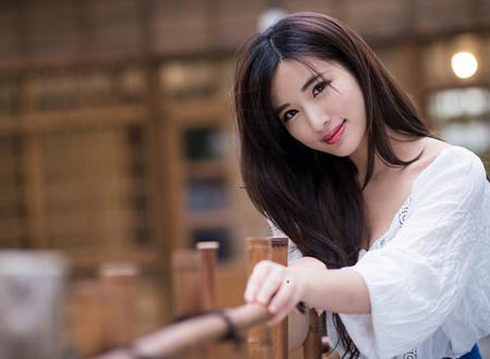 一生不结婚的痣相