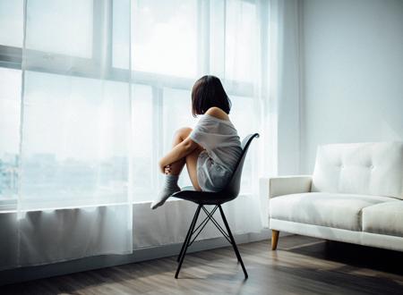 女人看手相是看左还是右,女人看手相分左右手吗