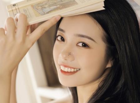 中指和无名指合在一起的动作,中指和无名指合不起来手相