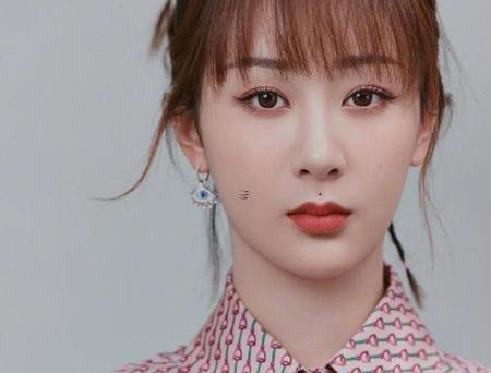左手腕上内侧有痣的女生代表什么,左胳膊腕上有痣代表什么女生