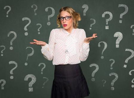 女性面部的痣相都有哪些含义,女人面部痣相最准图图解