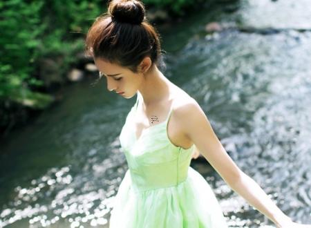 女人左眼下有痣代表什么,女人左眼下有痣代表什么意思