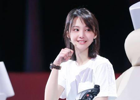 怎么看女人面相人中分析命运运势,看女人人中图解知命运