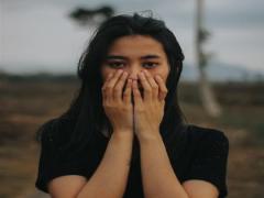 解梦：小孩拉我一身 是好还是坏