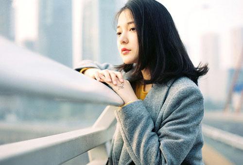 选择2024年12月女孩安葬吉日的注意事项 安葬吉日与女孩运势的关系