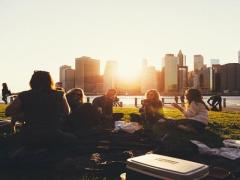 2025年5月合适探病人吉利日